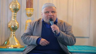 Görme engelli hafız, mukabele geleneğini sürdürüyor