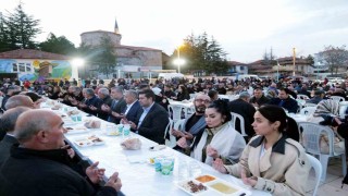 Gürhan Albayrak Çifteler ve Handa ziyaretlerde bulundu