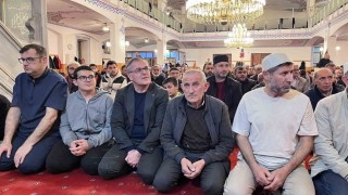 Hacılarda gönüller, Kadir Gecesinde arındı