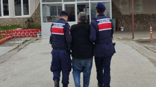 Hakkında 7 yıl 11 ay aranması olan şahıs yakalandı