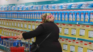 Haliliyede sosyal market ile dayanışma ruhu güçleniyor