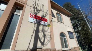 Hırsızlar camiye göz dikti