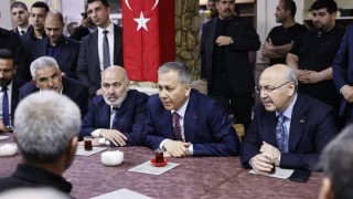 İçişleri Bakanı Yerlikaya, Adana'da İftar Programına Katıldı