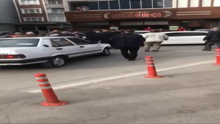 İftar saati yol kavgasında yumruklar konuştu
