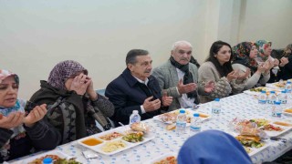 İftar sofrası Gündüzlerde kuruldu