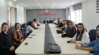 İl Tarım ve Orman Müdürü Kolabaş’tan Kadın Personele Jest
