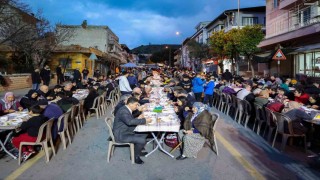İlk 4 günde 5 binden fazla Efelerli iftar sofrasında buluştu