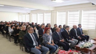 İlk dersi vali verdi, konu Türkiyenin yönetim yapısı oldu