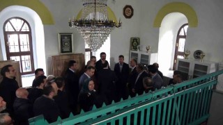 İlk kadın divan şairi Mihri Hatunun tespit edilen mezar yerine sanduka yerleştirildi