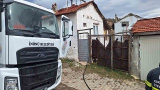 İnönüde ev yangını
