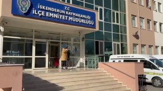 İskenderunda günübirlik evde fuhuş yapan 2 şahıs yakayı ele verdi