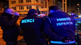 Ispartada narkotik operasyonu: binlerce kullanımlık uyuşturucu madde ele geçirildi