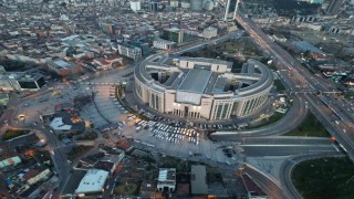 İstanbul Adalet Sarayı önünde alınan güvenlik önlemi havadan görüntülendi