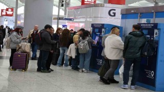 İstanbul Havalimanında bayram hareketliliği başladı