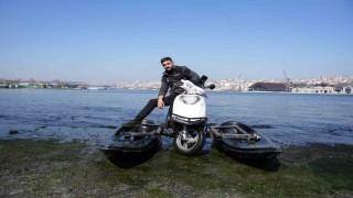 İstanbulda hem denizde hem karada gidebilen motosiklet yaptı