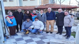 İzmirde ‘Bir İyilik Hareketi projesiyle esnaf ve gençler el ele verdi