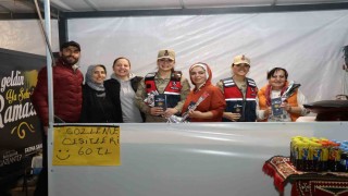 Jandarma ekipleri 8 Martta kadınları unutmadı