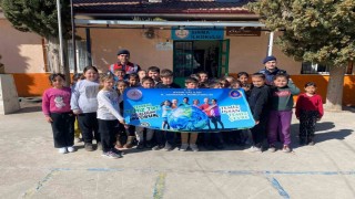 Jandarma ekipleri öğrencileri bilgilendirdi