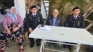 Jandarma, şehit ailesini unutmadı