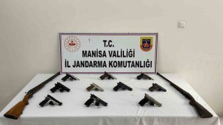 Jandarma silah kaçakçılığına geçit vermedi
