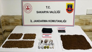 Jandarma uyuşturucuya geçit vermiyor: 2 tutuklama