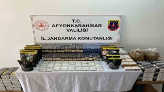 Jandarmadan kaçak makaron ve tütün operasyonu