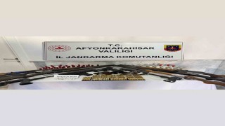 Jandarmadan ruhsatsız silah operasyonu: 6 gözaltı