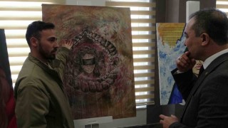 Kadınların toplumdaki önemi tuvallerle anlatıldı
