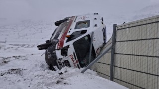 Kahramanmaraşta ambulans kazası: 3 yaralı