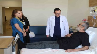Kalbindeki delik kapatılan hasta, bu rahatsızlığı geçirip yaşayan 9 kişiden biri oldu