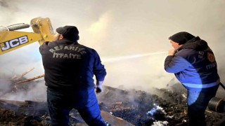Kalkancı köyünde ev ve odunluk yandı