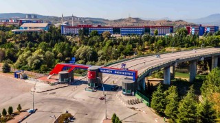 Karabük Üniversitesi son üç yılda 593 basamak yükseldi