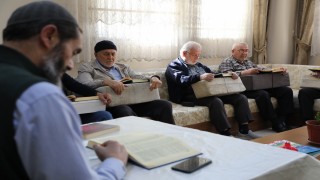 Karatay Emekli Konaklarında Ramazana özel Kuran-ı Kerim dersi