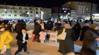 Karsta Muhsin Yazıcıoğlu için mevlit okutuldu, lokma dağıtıldı