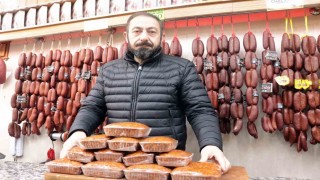 Kayseride sucuk içi satışları arttı