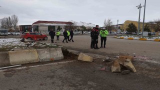 Kaza yapan araçların ortasında kalan üniversite öğrencisi hayatını kaybetti