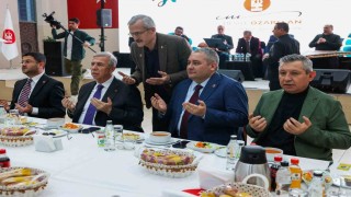 Keçiören Belediyesi, şehit aileleri ve gaziler onuruna iftar programı düzenledi