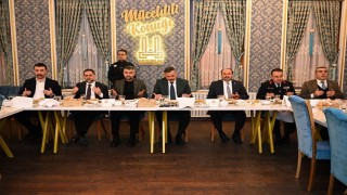 Kerküklü öğrencilerle iftar yaptılar