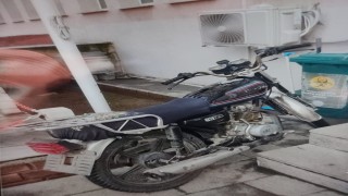 Keşanda polisin durdurup incelediği motosiklet çalıntı çıktı