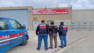 Kesinleşmiş hapis cezası bulunan firari uyuşturucu taciri yakalandı