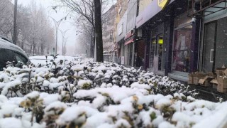 Kırşehirde kar yağışı etkili oldu