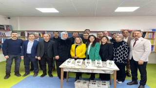Kitap yazan Çorumdaki öğretmenlere Bakan Tekinden tebrik mektubu