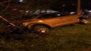 Kocaelide iki otomobil çarpıştı, sürücüler yaralandı