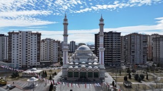 Kocasinanda camiler, Ramazan ayında da gül kokuyor