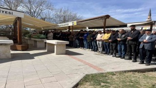 Konyada boşanma aşamasındaki kocası tarafından öldürülen kadın son yolculuğuna uğurlandı