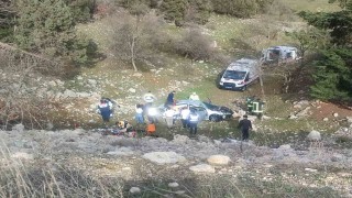 Konyada otomobil uçurma yuvarlandı: 2 ölü, 3 yaralı
