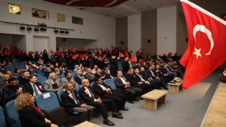 Körfezde İstiklal Marşının 104. yılı kutlandı