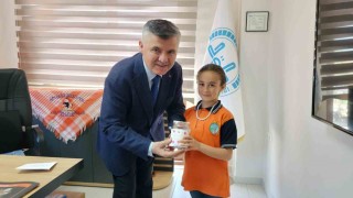 Köyceğizli minik Rümeysa duygulandırdı
