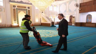 Kurnaz: Ramazanda cami temizliğine hız verdik