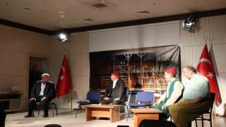 Kurtuluşu tiyatro ile taçlandırdılar